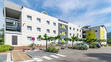 住宿正面
