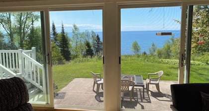 200’ of your own private accessible Lake Superior Shore: Stony Shores Retreat