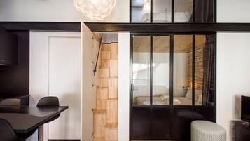 2 chambres, fer et planche Ă repasser, Wi-Fi gratuit, draps fournis