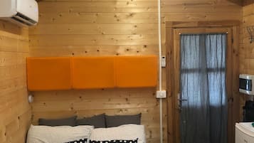 1 bedroom, iron/ironing board, bed sheets