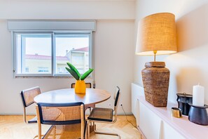 Dining - INCREDIBLE DUPLEX PENTHOUSE & TERRACES & PARKING (Porto)