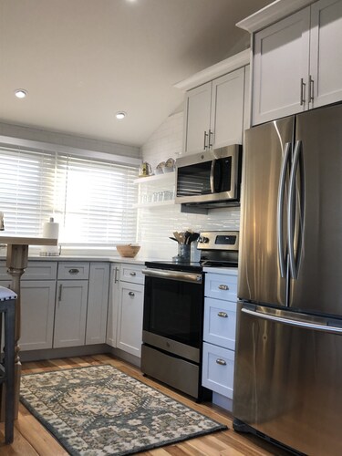 Wonderful Mid Island Gem