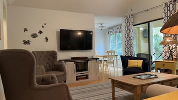 Smart TV, DVD player, stereo