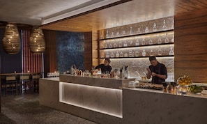 Bar (in der Unterkunft)