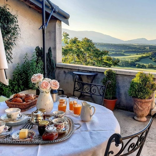 Six candles were counted to me...