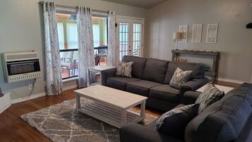 Smart TV, fireplace, DVD player