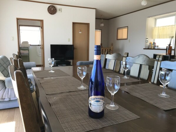 Dining - A villa in the forest in Minami Karuizawa.Close to golf course.Great view from the bay. (甘楽軍下仁田町)
