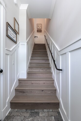 The Gertrude * 3 min walk to Downtown Mt. Dora!! 