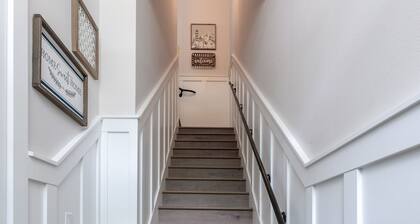 The Gertrude * 3 min walk to Downtown Mt. Dora!!