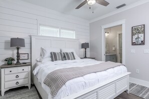 1 bedroom, Egyptian cotton sheets, memory foam beds, in-room safe