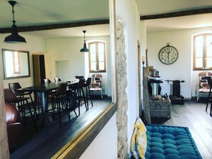 Romantic House, Ensuite, Valley View (- De Charme) | Lounge