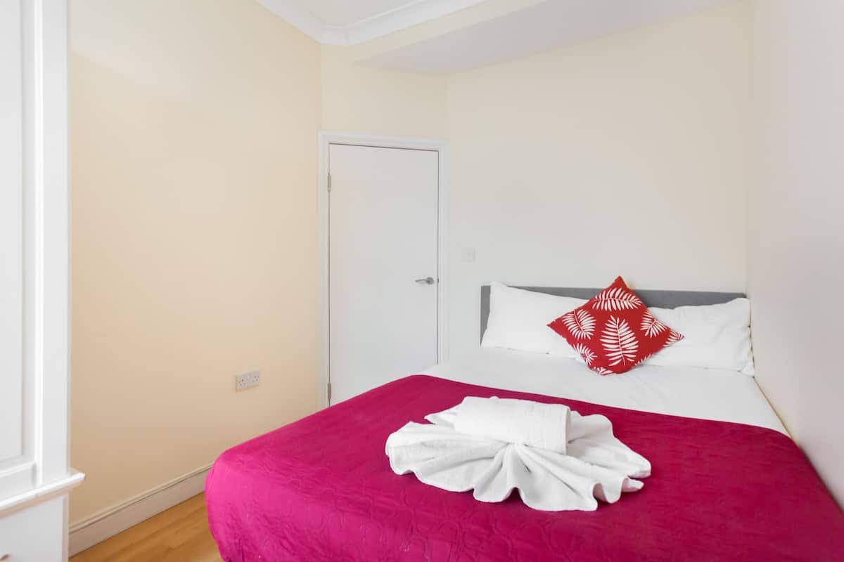 Deluxe Apartment, Private Bathroom (4)