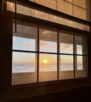 Bay views from every angle of the cottage