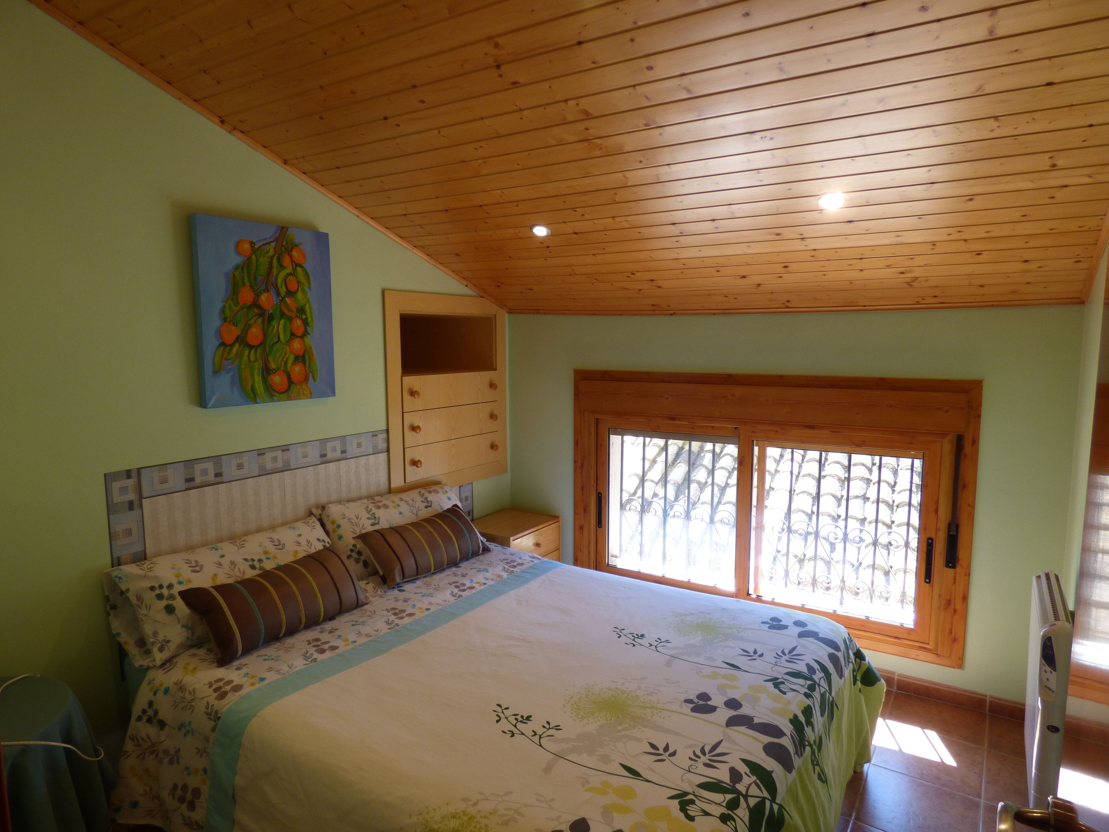 3 dormitorios, tabla de planchar con plancha, wifi y ropa de cama