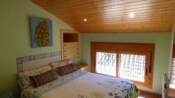 3 dormitorios, tabla de planchar con plancha, wifi y ropa de cama