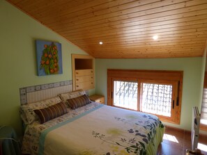 3 bedrooms, iron/ironing board, WiFi, bed sheets - LA SERRETA DE PAÜLS (Paüls)
