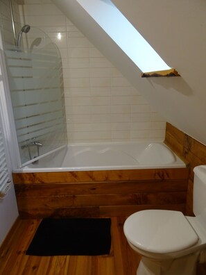 Kylpyamme, hiustenkuivaaja