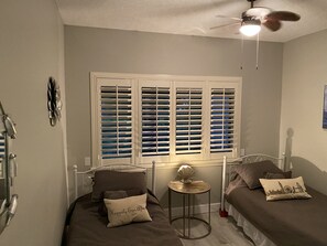 2 Schlafzimmer, Bügeleisen/Bügelbrett, WLAN, Bettwäsche