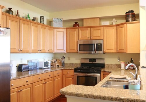 Beautiful Bemus Bay condominium with Chautauqua Lake access and views