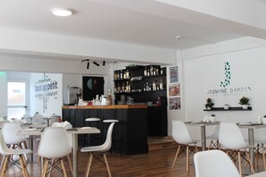 Restaurant - La Veranda Hotel (Larnaca)