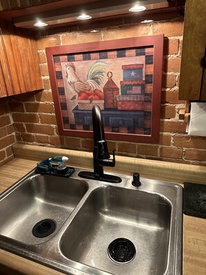Interior - Charming 3 Bedroom 2 Bath Home in Historic Downtown Hermann, Mo. (Hermann)