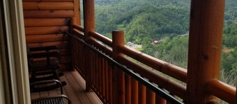 July 1 - 8th, 2023 Mountain getaway! 