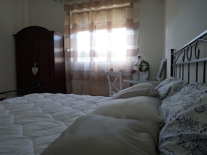 1 quarto, Wi-Fi, roupa de cama