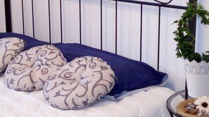 1 bedroom, WiFi, bed sheets - B&B Lilium Otranto Centro (Otranto)