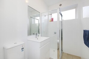 Hair dryer, towels