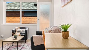 Unclassified image, 3 of 13, button - Domi Rentals - The Carlisle Apartments (Balaclava)