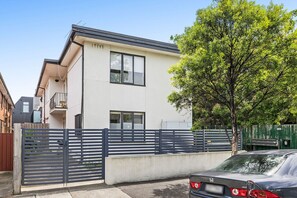 Exterior - Domi Rentals - The Carlisle Apartments (Balaclava)