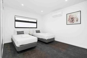 2 bedrooms, desk, iron/ironing board, travel cot