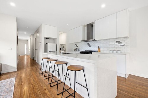 Domi Rentals - The Rayhur Residence