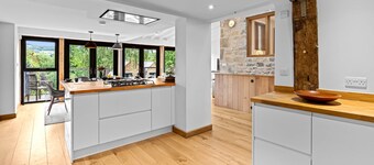 Mercia House - sleeps 8 guests in 4 bedrooms