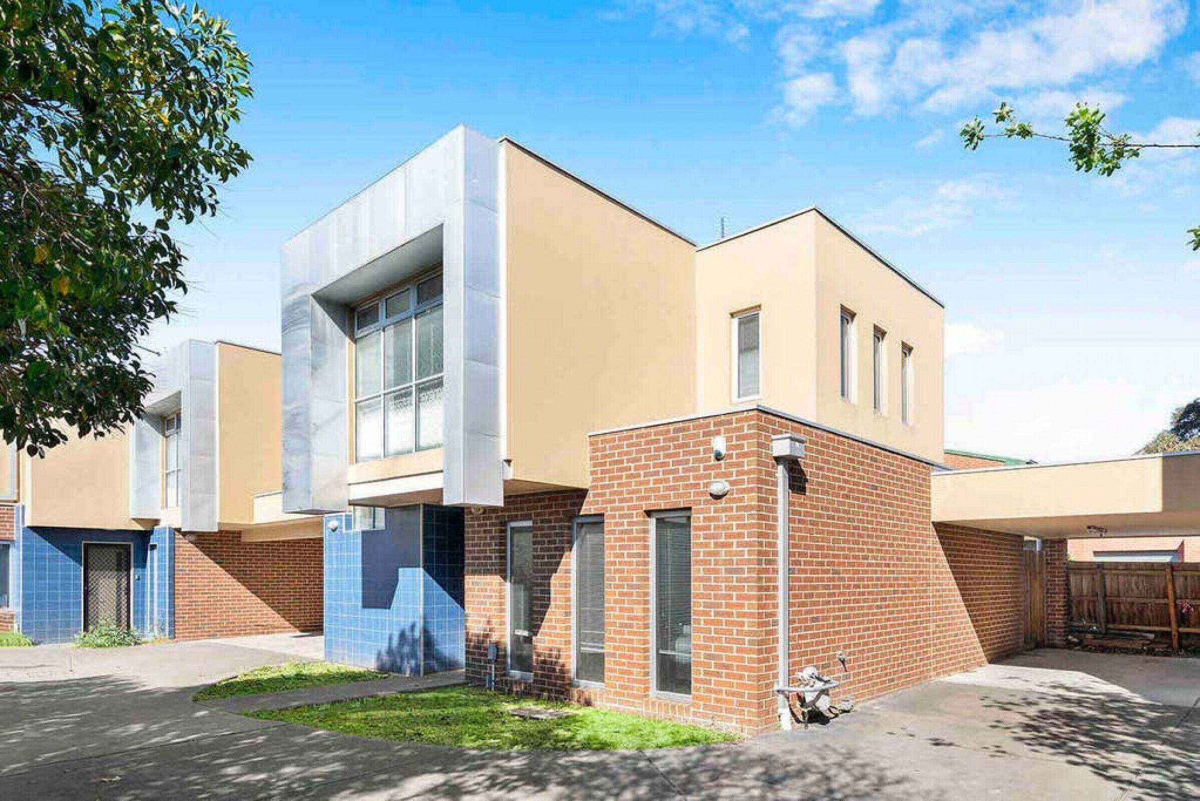 Domi Rentals - The Bett Residence (Walk to Monash)