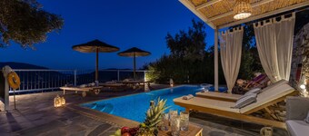 Villa Avaton Magnificent sea view and Skopelos town