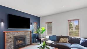 TV, fireplace, DVD player, offices