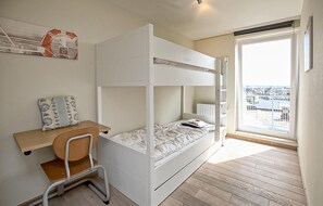 2 Schlafzimmer, Reisekinderbett, kostenloses WLAN, Bettwäsche