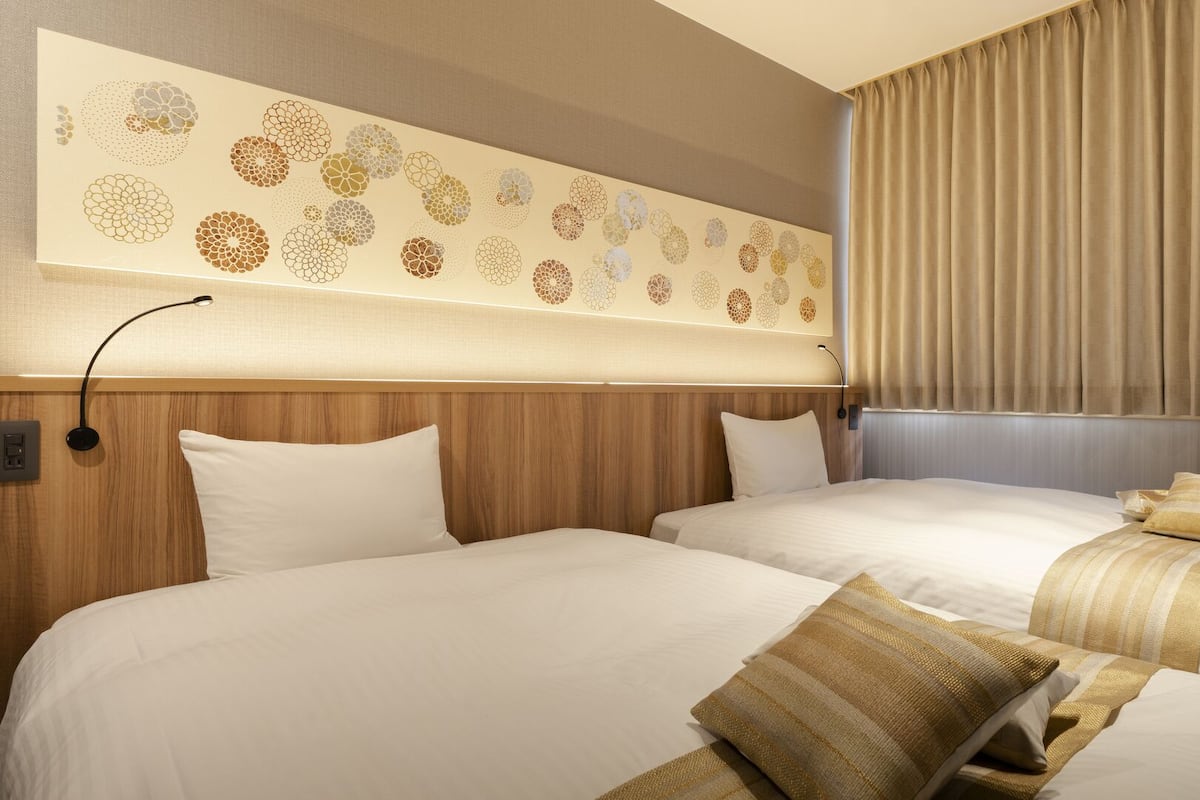 Wifi gratis y ropa de cama