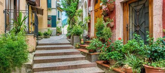 Liano Ginestra-Private Terrace & Parking, Gargnano, Italy