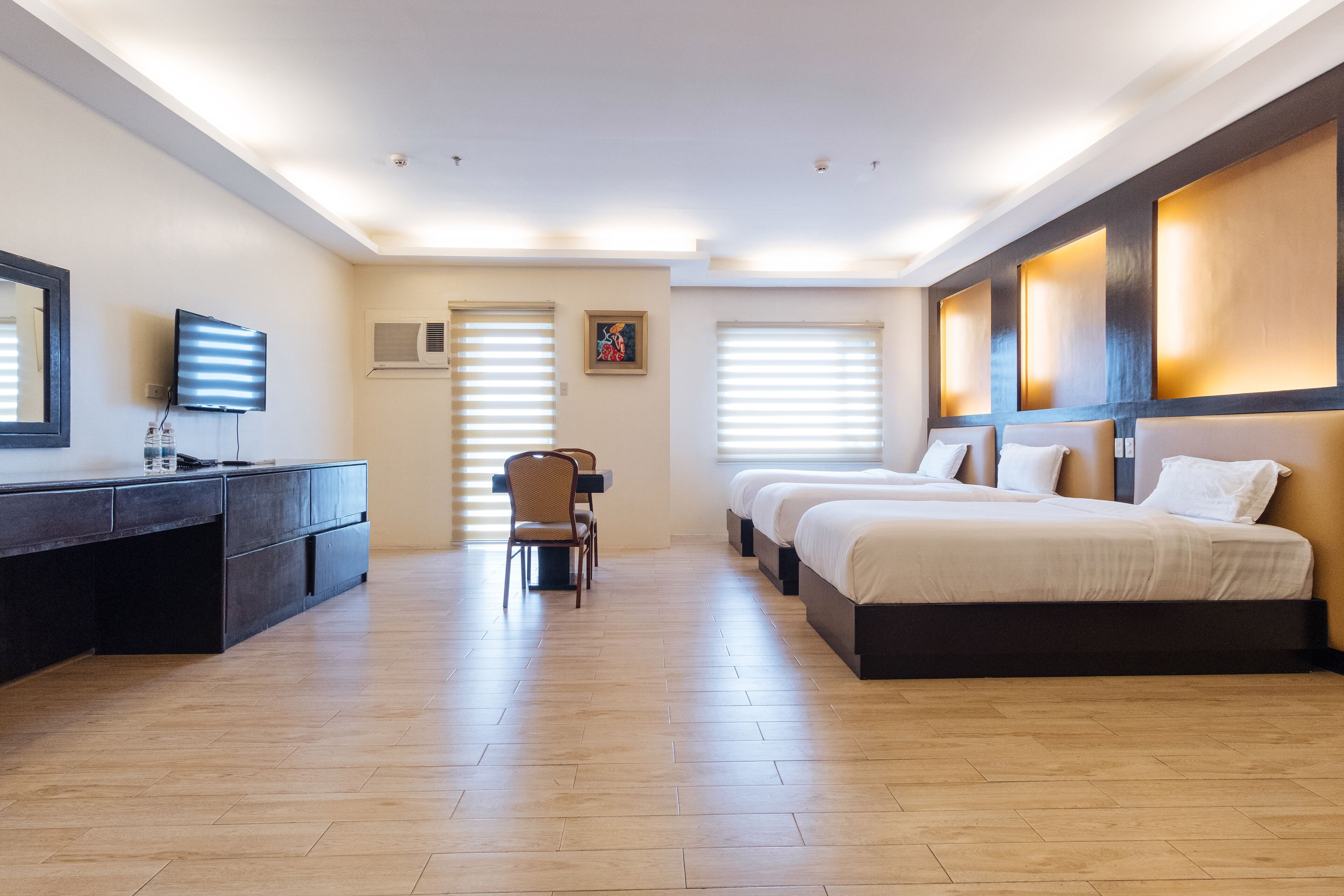 Phòng 3 Deluxe | Bàn, truy cập Internet không dây miễn phí 