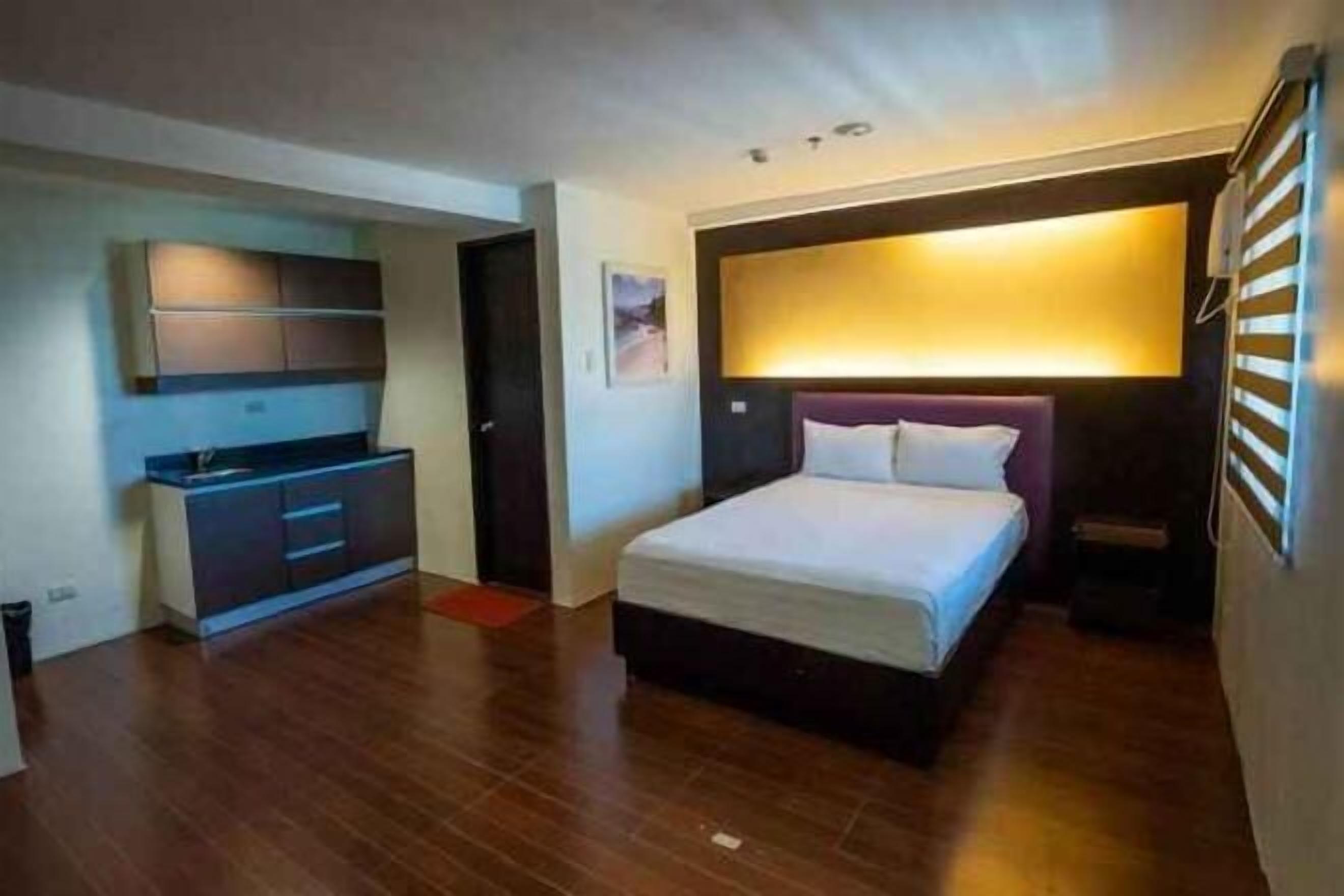 Escritorio y wifi gratis