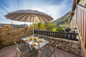 屋外ダイニングエリア