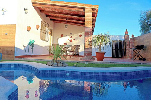 Chalet acogedor con piscina