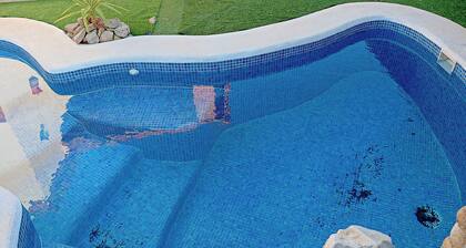 Chalet acogedor con piscina