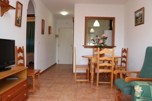 Interior - Central apartment with park views (Conil de la Frontera)