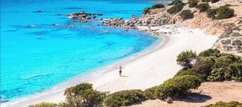 Villasimius/Porto sa Ruxi, small villa in private village by the sea