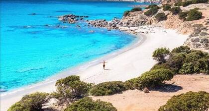 Villasimius/Porto sa Ruxi, small villa in private village by the sea