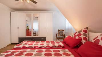 2 Schlafzimmer, Bügeleisen/Bügelbrett, kostenloses WLAN, Bettwäsche