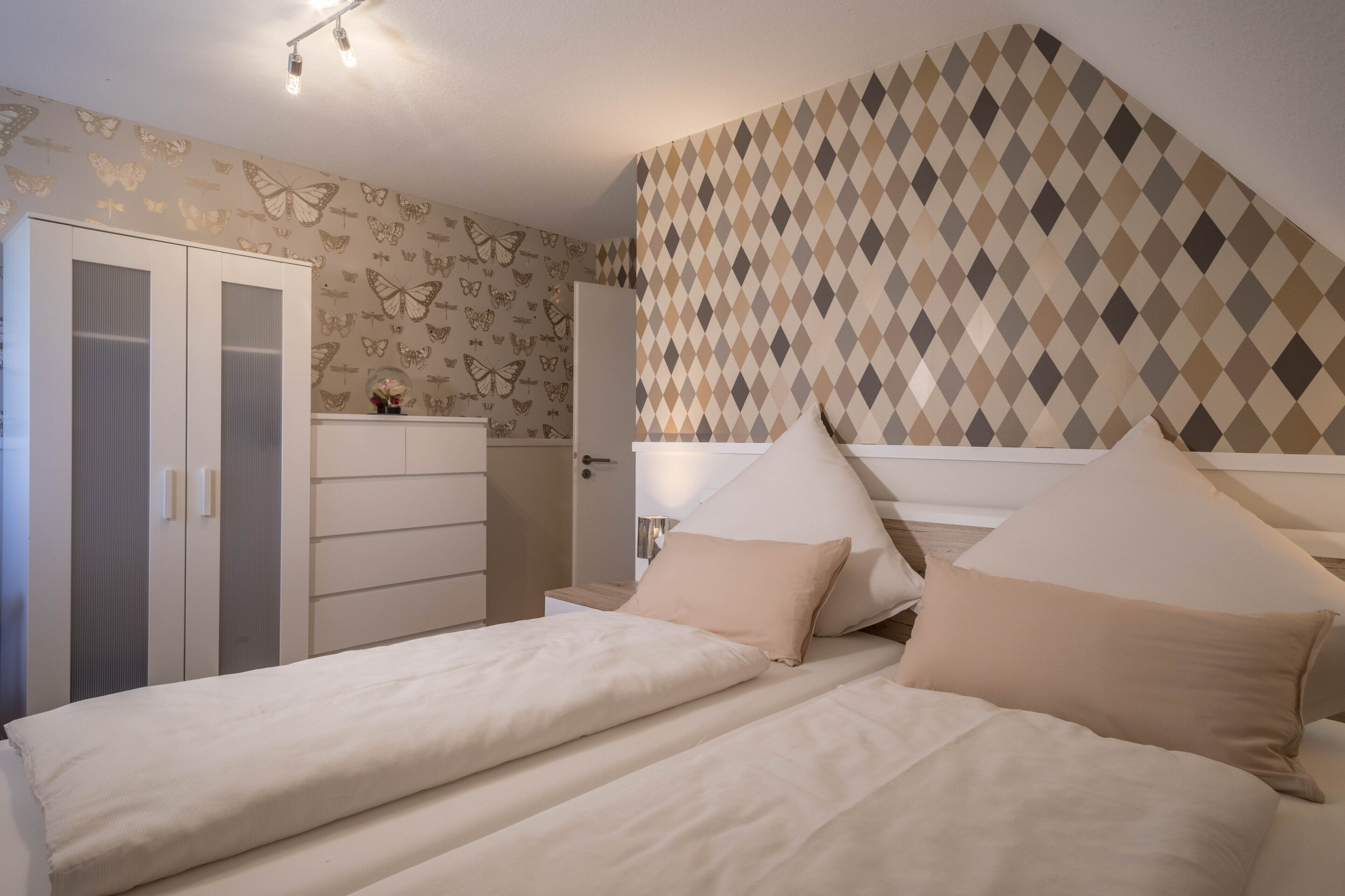 2 quartos, ferros/tábuas de passar roupa, Wi-Fi de cortesia